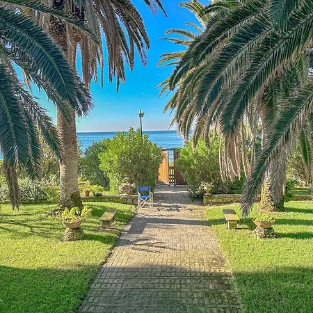 Indaco - 2 Mins From The Sea Apartment Sperlonga